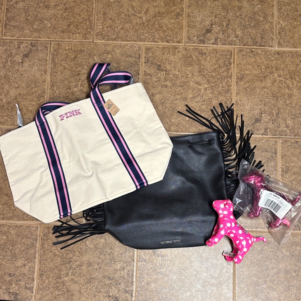 Vs/pink bundle zip tote. Fringe backpack. 2 dogs.